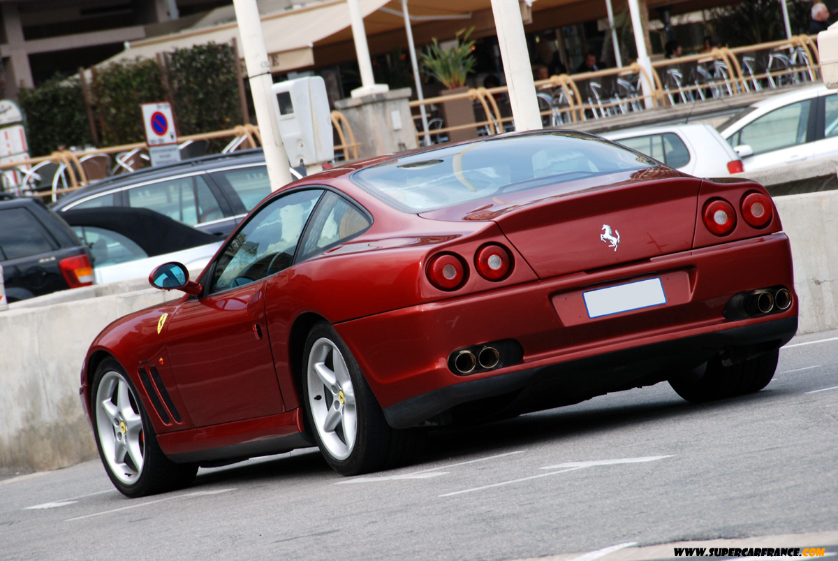 10-Ferrari_550_Maranello.jpg