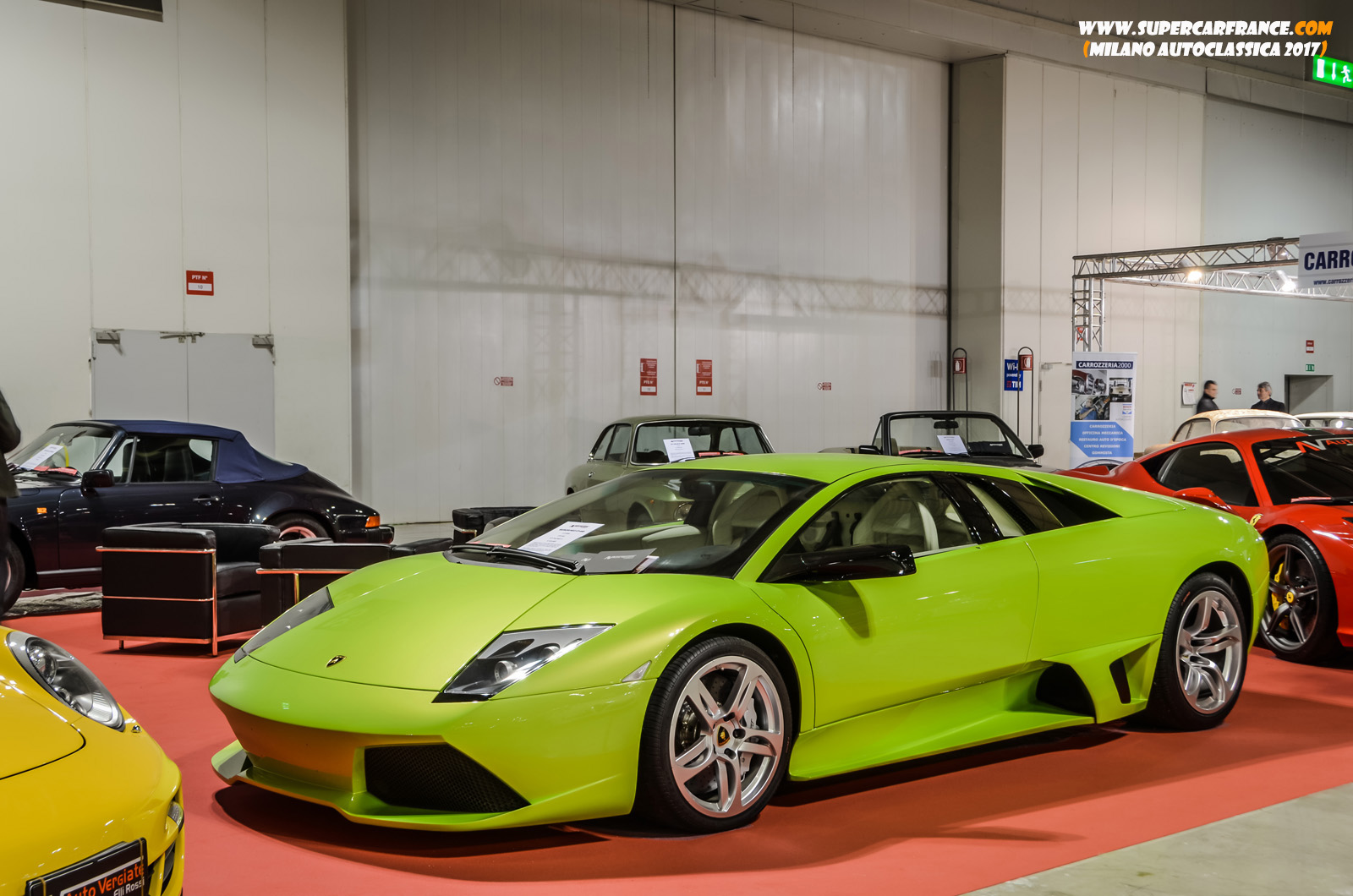 26 Lamborghini LP640