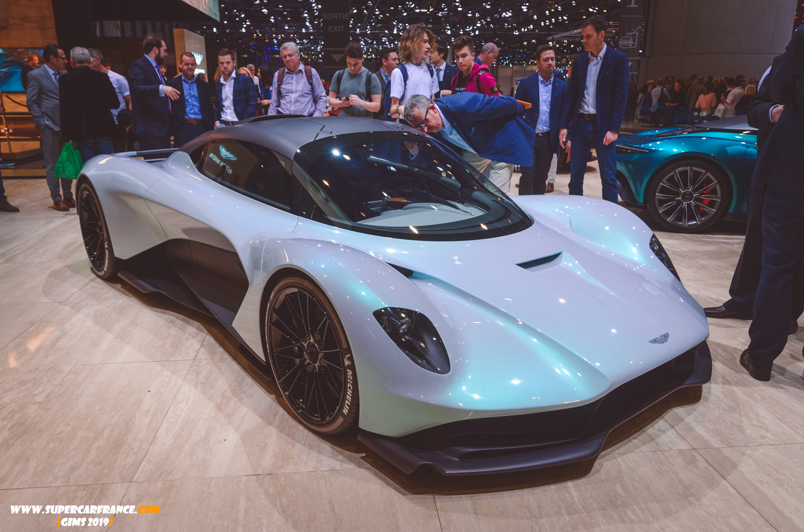71 Aston Martin AM RB 003