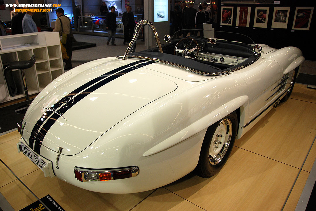 08 Mercedes Benz 300SLS