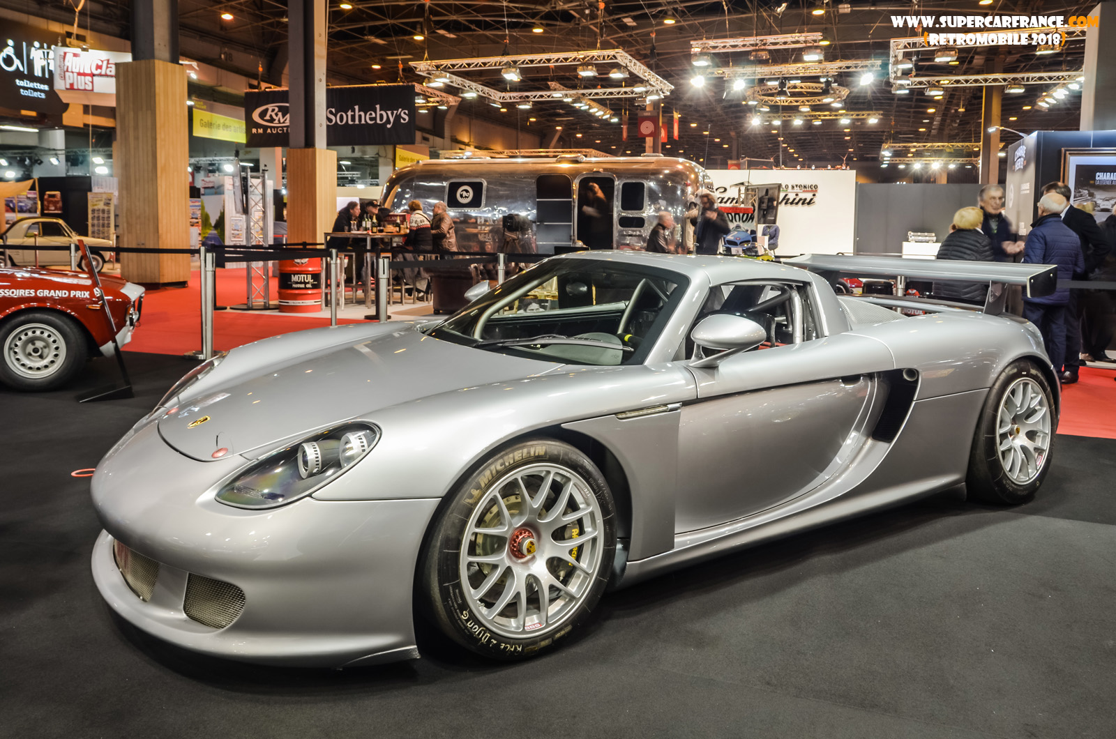 122 Porsche Carrera GT