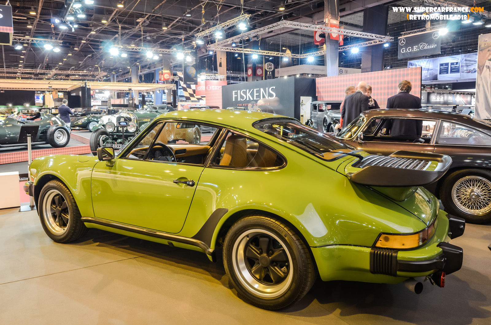 60 Porsche 930 Turbo