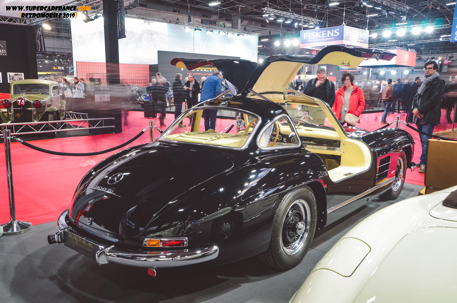 156 Mercedes Benz 300SL Gullwing