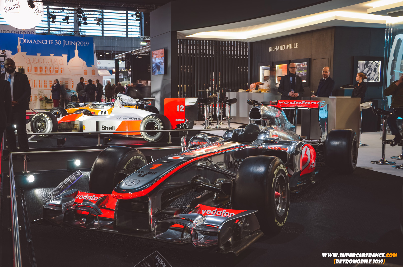 202 Mclaren MP4 25 04
