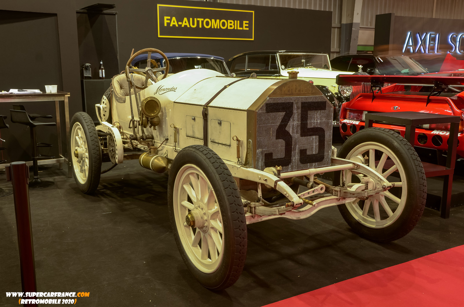 103 Mercedes Recreation